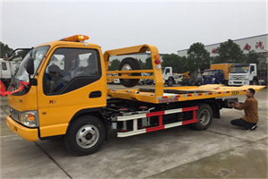 薛城区哪里有拖车服务